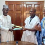 Commune de Meckhé: Signature du contrat pour la pose de gazon synthétique du stade municipal Abdoul Aziz NDAW